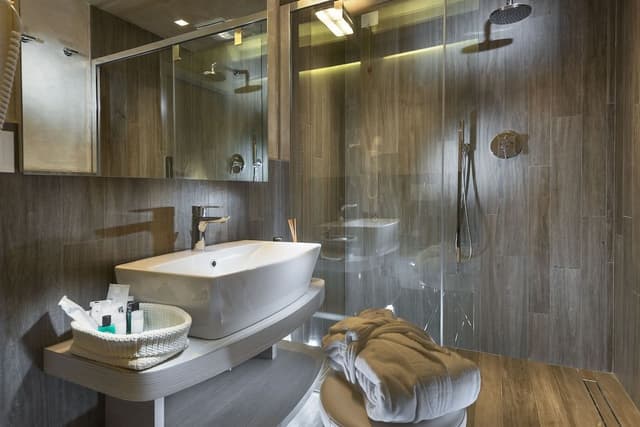 Luxury Suite (Luna)