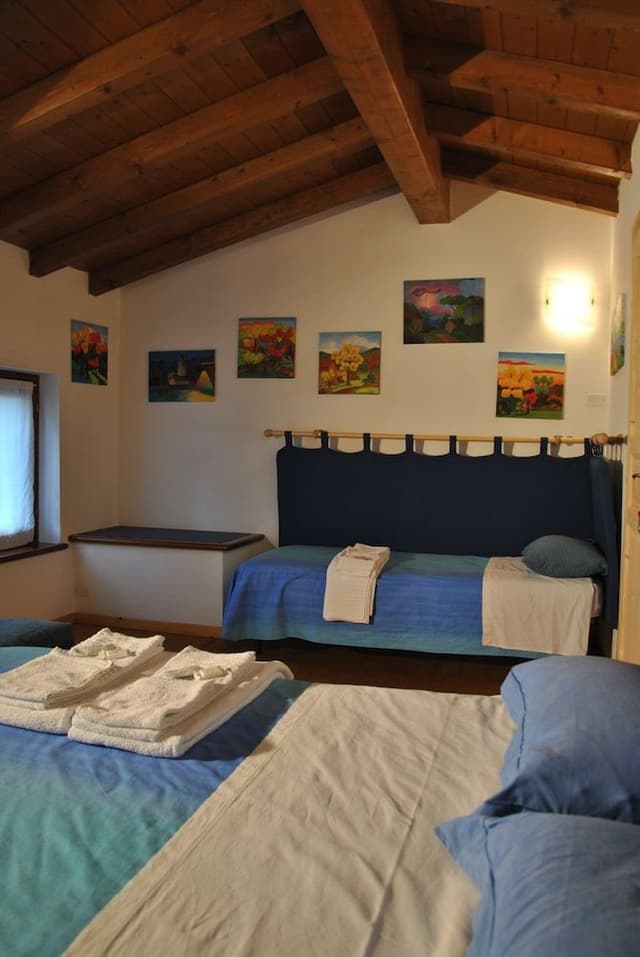 Triple Room, Shared Bathroom