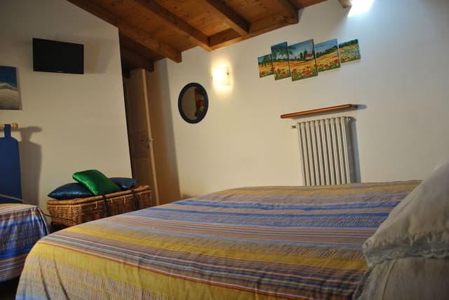 Triple Room, Shared Bathroom