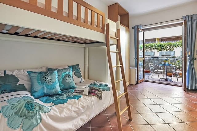 Family Apartment, Multiple Bedrooms, Mountainside (Bellavista Grande)