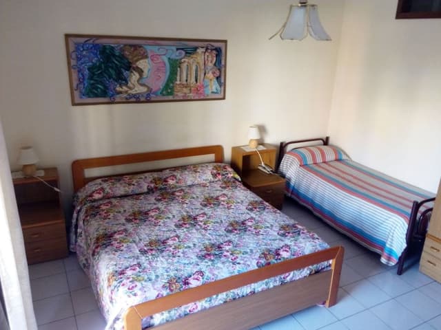 Double Room (with 1 extra bed)