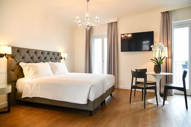 Junior Studio Suite