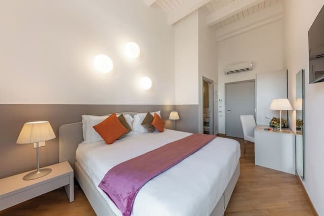 Classic Double Room, City View