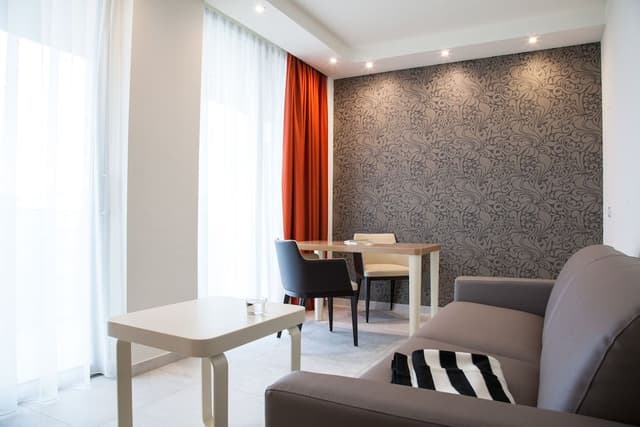 Suite, Sea View