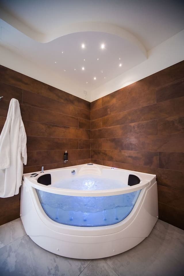 Suite, Sea View