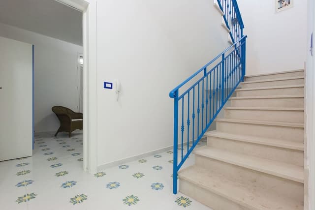 Comfort House, 4 Bedrooms, Kitchen