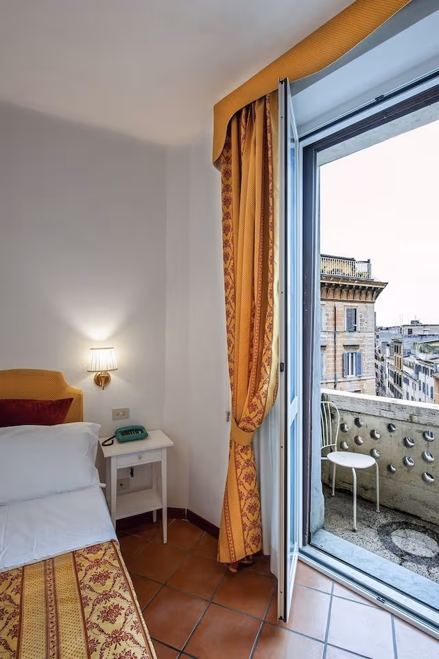 Twin Room, Balcony