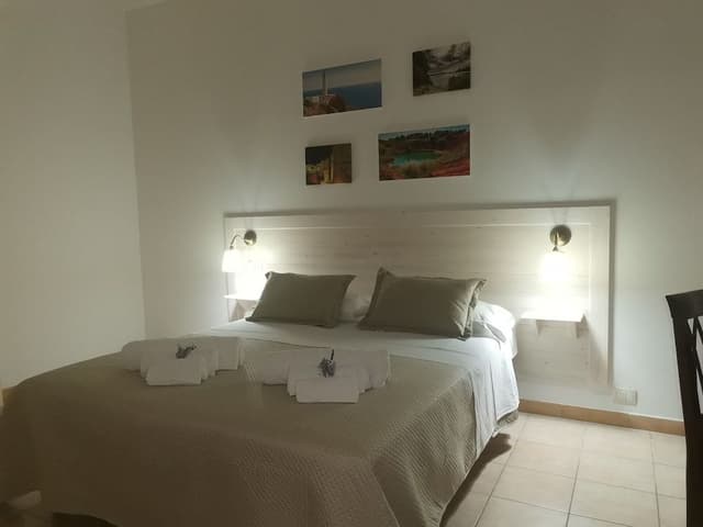 Classic Triple Room, Garden View