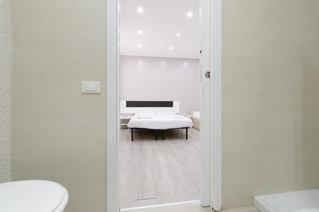 Economy Triple Room