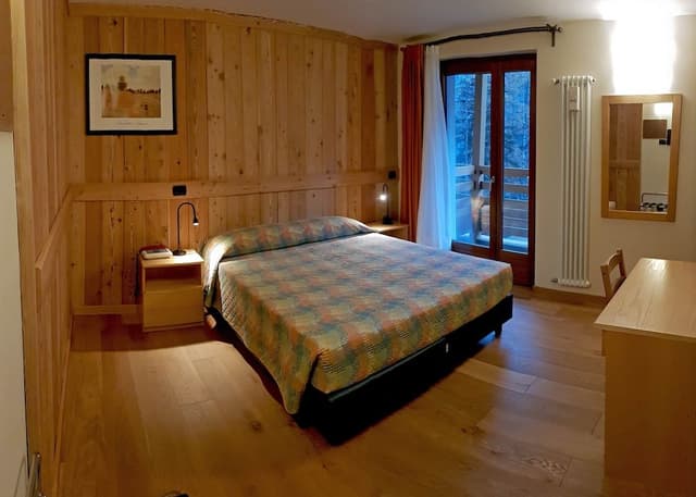 Deluxe Single Room