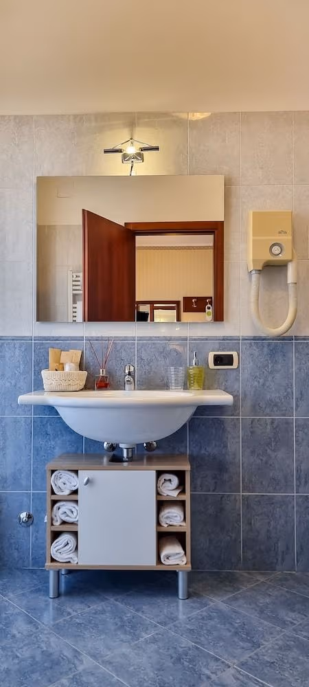 Comfort Triple Room