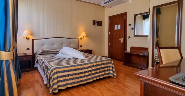 Camera Comfort con letto matrimoniale o 2 letti singoli - Balcone