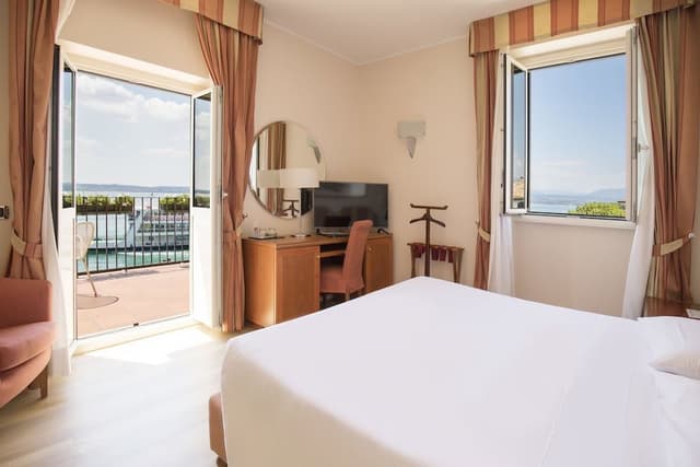Double Room, Balcony, Lake View