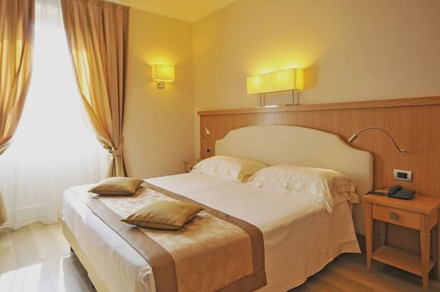 Classic Double Room