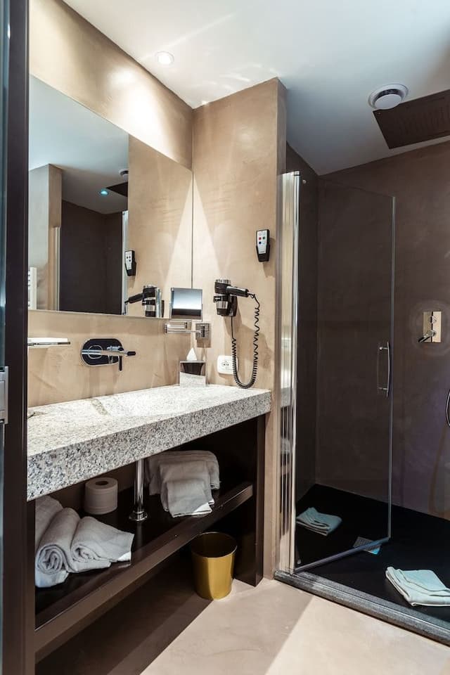Family Suite, with hot tub and sauna