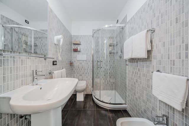 Deluxe Double Room, 1 King Bed, Ensuite, City View