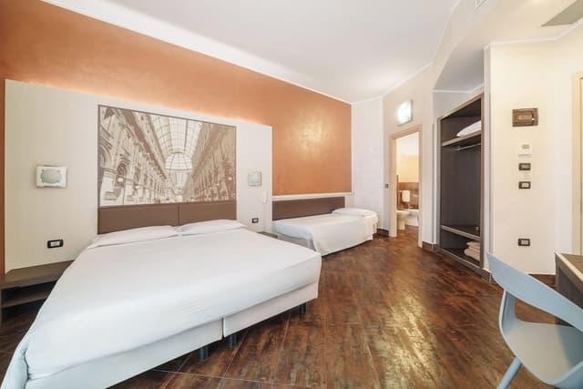 Deluxe Triple Room, City View