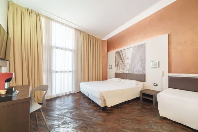 Deluxe Triple Room, City View