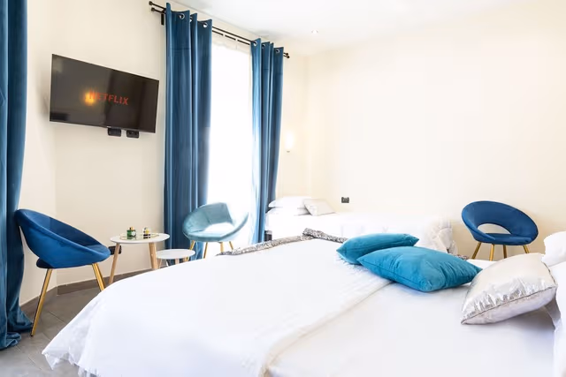 Triple Room