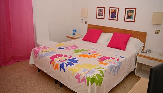 Economy Triple Room, 1 Bedroom, Ensuite