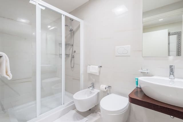 Family Apartment, 2 Bedrooms, Balcony, Canal View