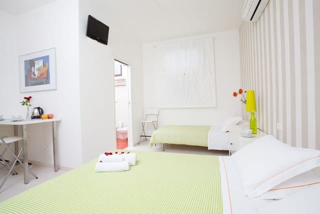 Triple Room