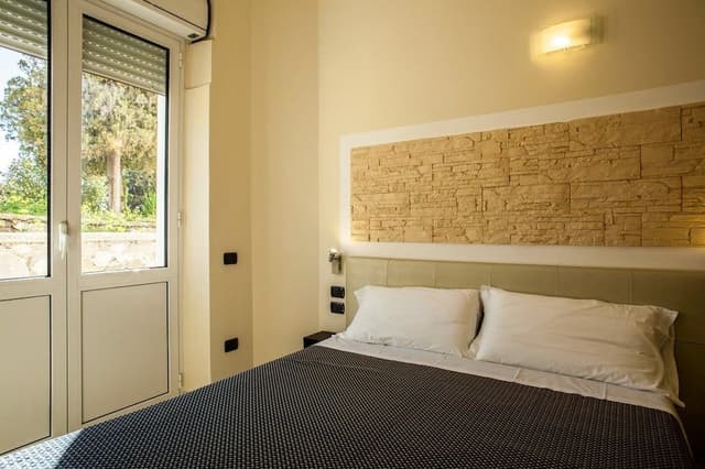 Standard Double Room, Hill View