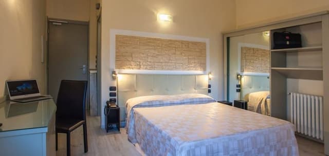 Deluxe Double Room, Hill View