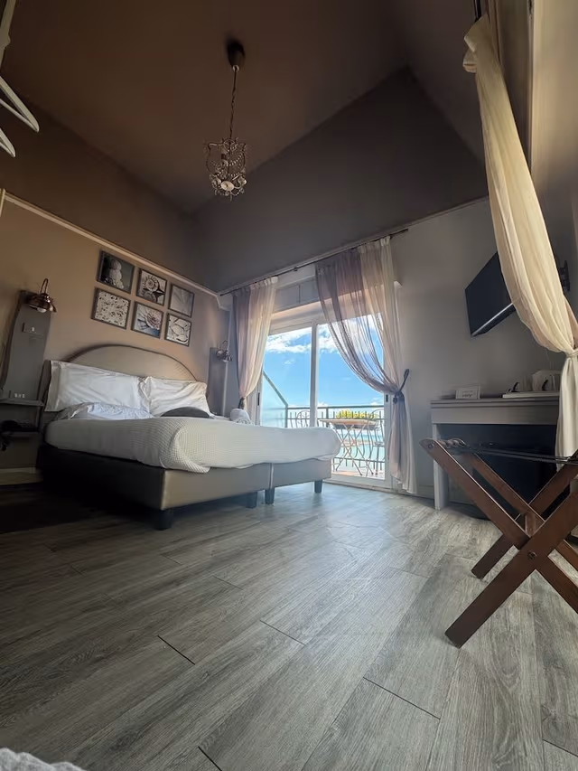 Deluxe Room, Sea View