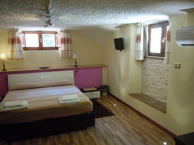 Standard Double Room, Shared Bathroom