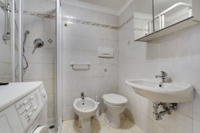 House, 2 Bedrooms, Kitchenette