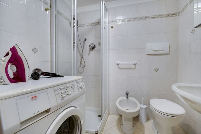 House, 1 Double Bed, Kitchenette
