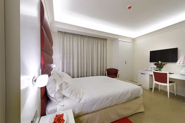 Junior Suite, City View