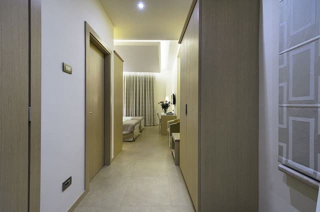 Junior Suite, City View