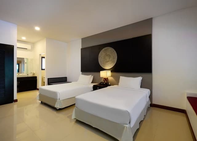 Oriental Grand Deluxe