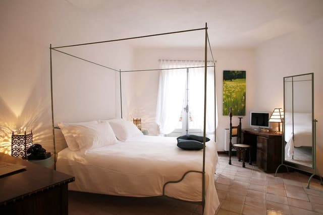 Suite, Garden View