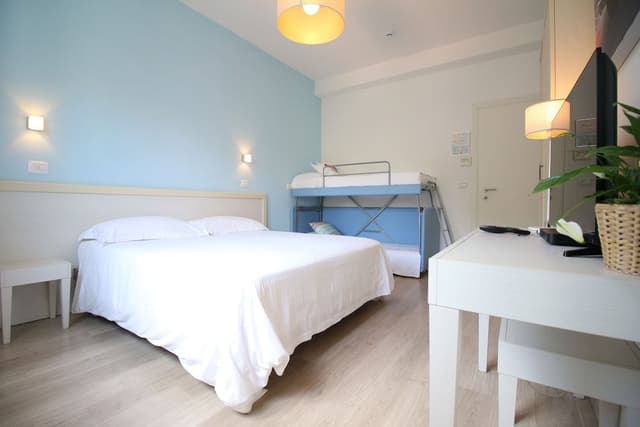 Comfort Quadruple Room