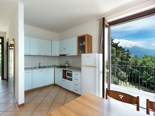 Superior Apartment, 2 Bedrooms, Lake View