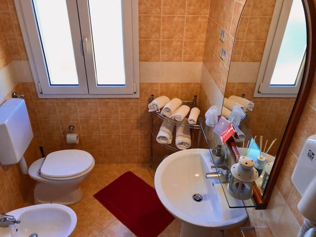 Romantic Studio Suite, 1 Queen Bed, Private Bathroom, Garden Area