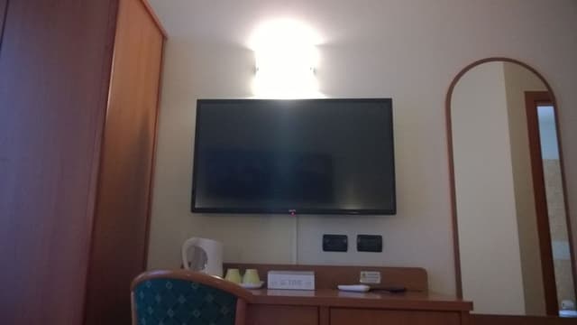 Comfort Room, 1 Bedroom, Private Bathroom, Corner