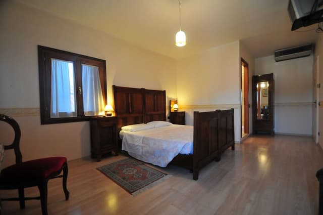Superior Double or Twin Room, Private Bathroom, Canal View