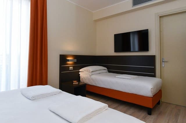 Triple Room, Balcony