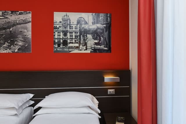 Triple Room, Balcony