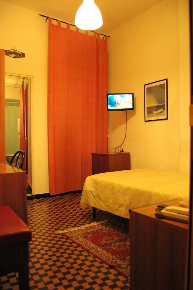 Standard Single Room, Private Bathroom