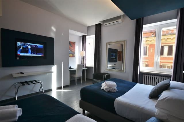 Triple Room