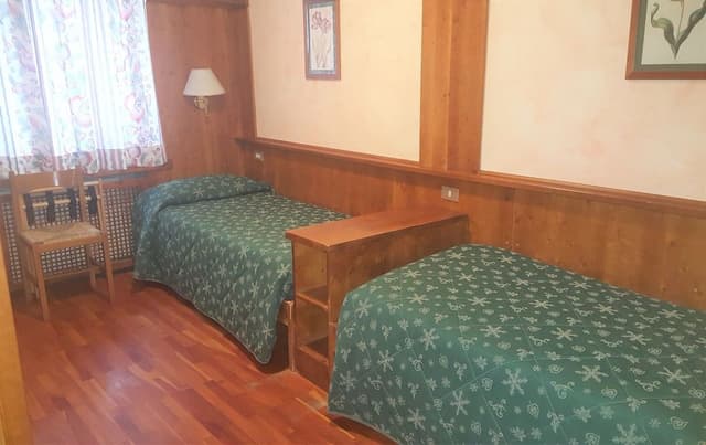 Twin Room, 2 Twin Beds