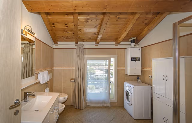 Exclusive Penthouse, 2 Bedrooms, Sea View