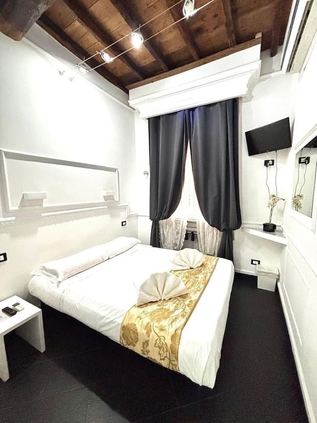 Economy Double Room