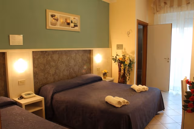 Triple Room
