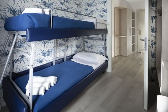 Apartment, 2 Bedrooms, Balcony